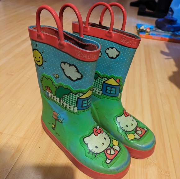 Hello Kitty toddler rainbows - Picture 4 of 4